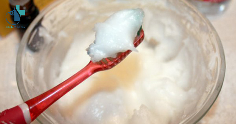 Cách làm trắng da bằng muối trộn kem đánh răng